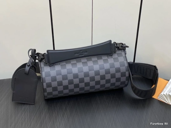Firstbags ru LOUIS PM VUITTON Soft Polochon 0716